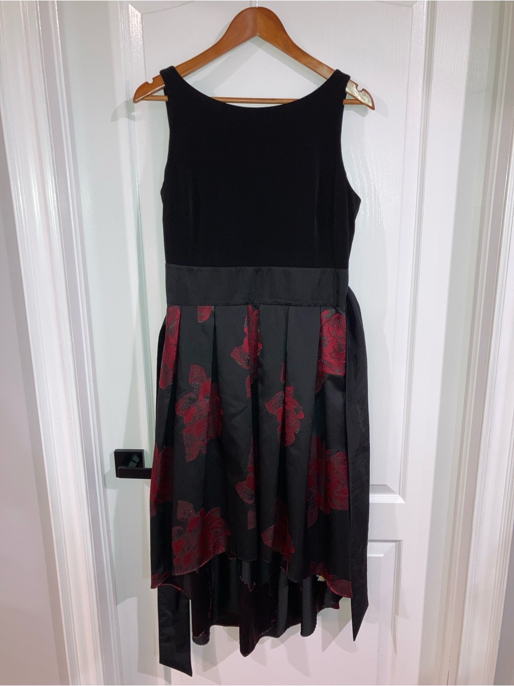 Laura Black & Red Floral High-Low Dress - size 12